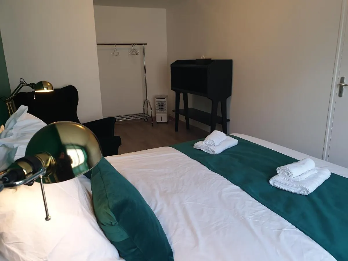 Maison De Ville Situee A 8 Kms Du Mont St Michel Pontorson 0*,  Frankrike