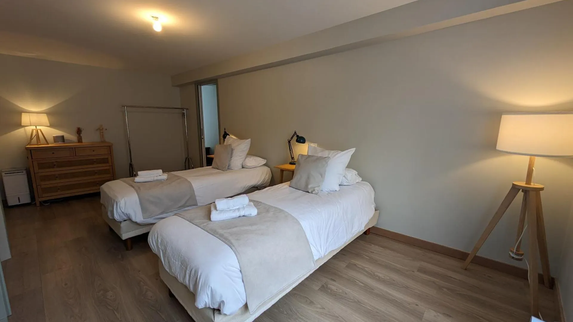 Maison De Ville Situee A 8 Kms Du Mont St Michel Pontorson Frankrike