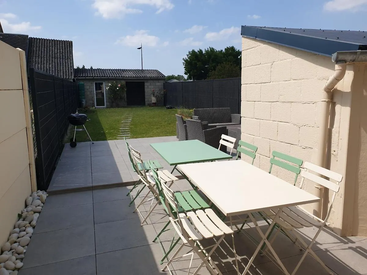 Holiday home Maison De Ville Situee A 8 Kms Du Mont St Michel Pontorson