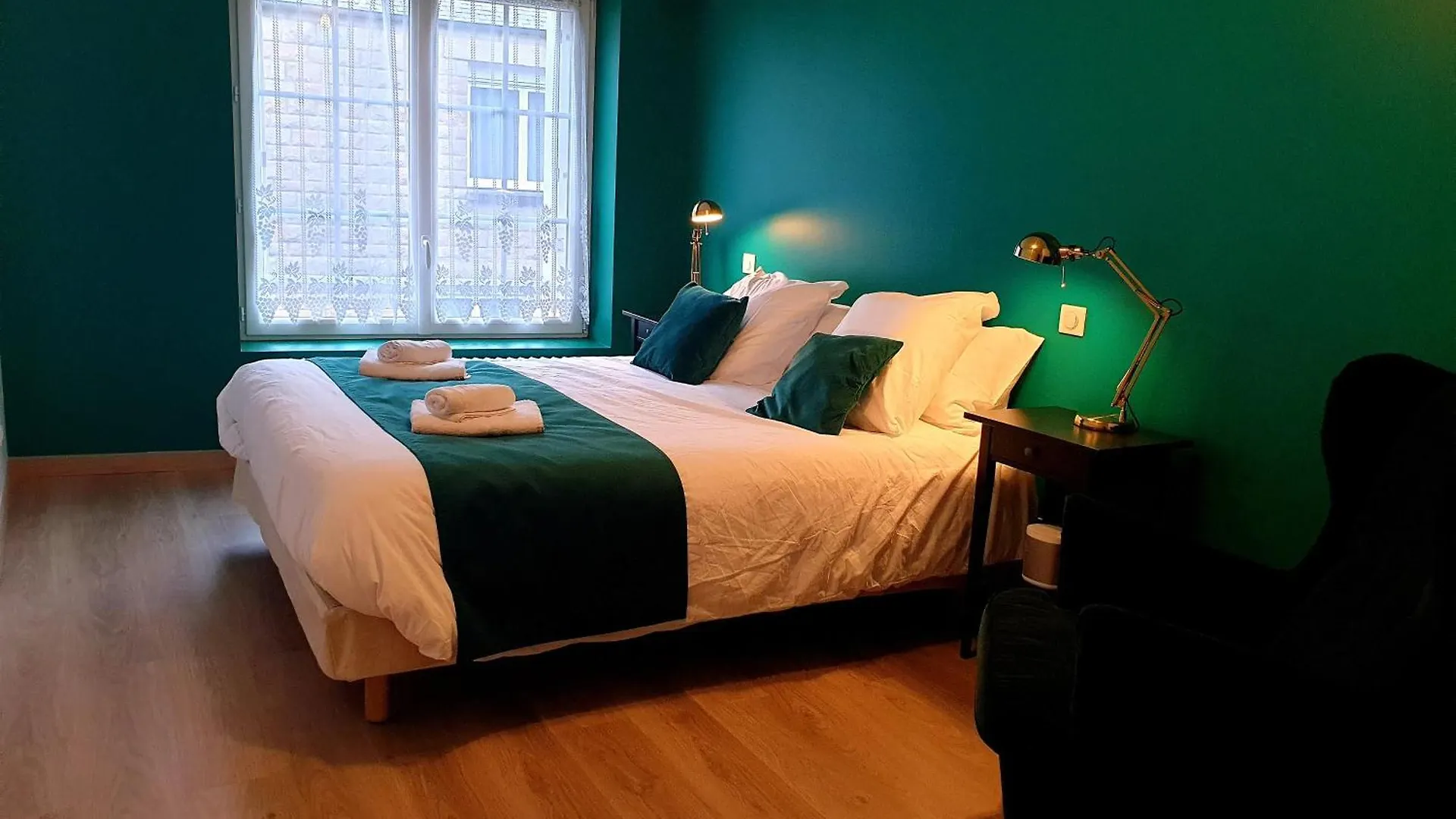 Maison De Ville Situee A 8 Kms Du Mont St Michel Pontorson Holiday home